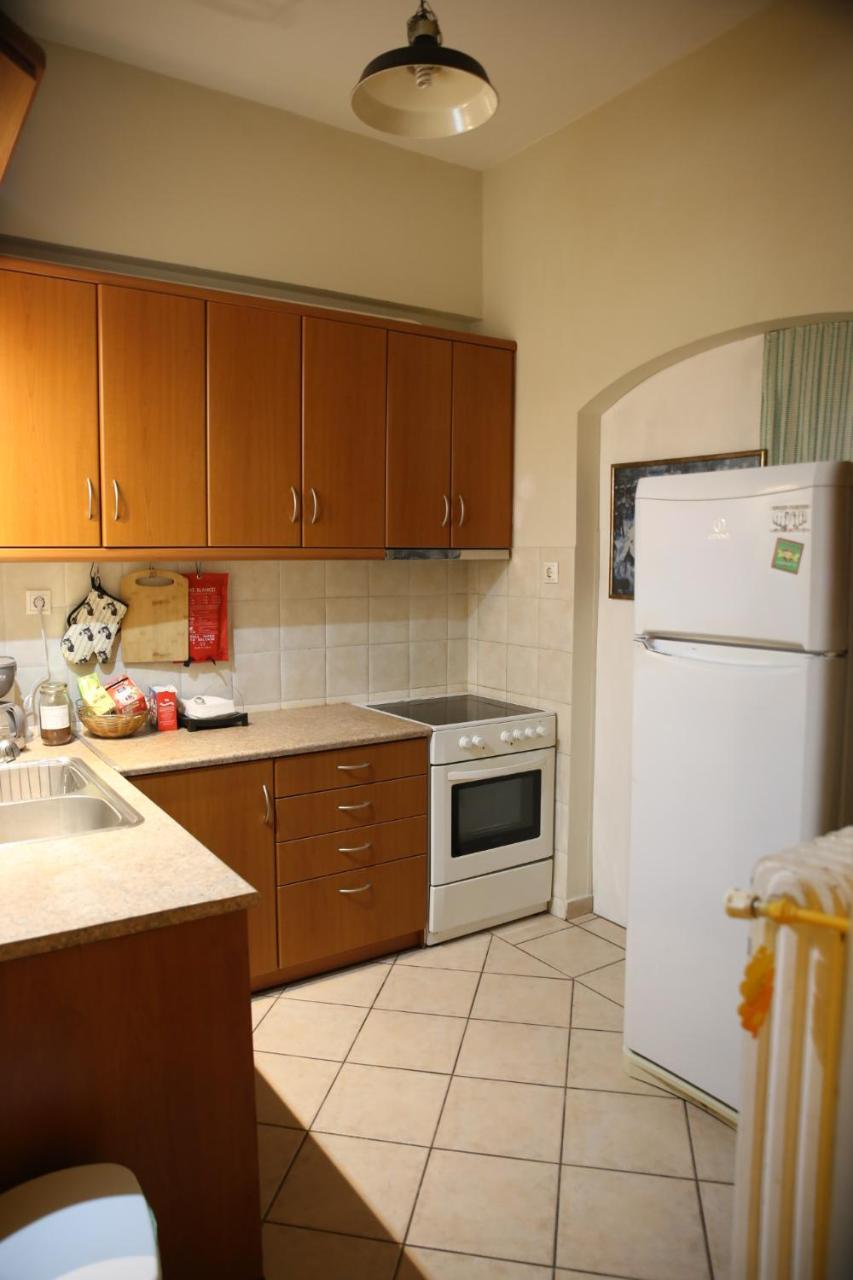 Family-Friendly Apartment & Roof Garden @ Koukaki เอเธนส์ ภายนอก รูปภาพ